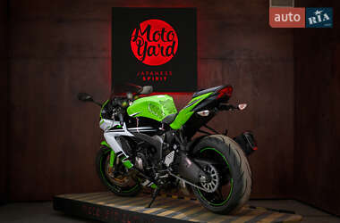 Мотоцикл Спорт-туризм Kawasaki Ninja 636 ZX-6R 2015 в  фото 2 Мотоцикл Спорт-туризм Kawasaki Ninja 636 ZX-6R 2015 в