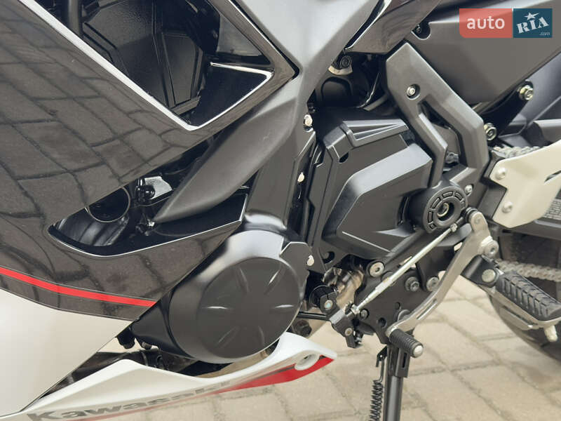 Мотоцикл Спорт-туризм Kawasaki Ninja 650 2022 в Ровно