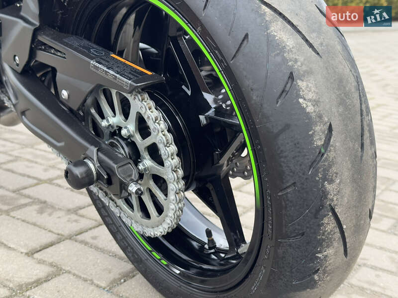 Мотоцикл Спорт-туризм Kawasaki Ninja 650 2022 в Ровно