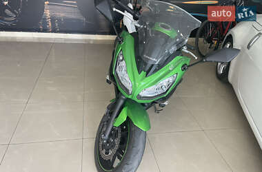 Спортбайк Kawasaki Ninja 650 2016 в 