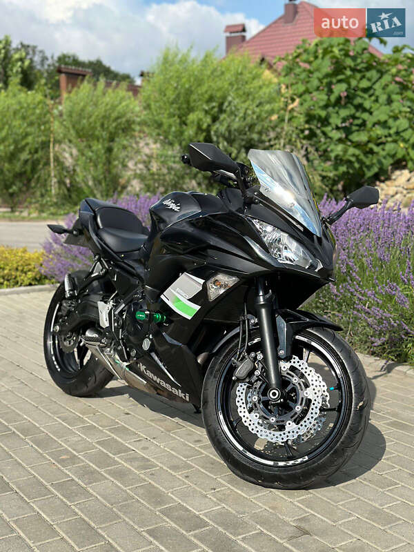 Мотоцикл Спорт-туризм Kawasaki Ninja 650 2019 в Фастове