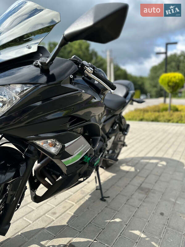 Мотоцикл Спорт-туризм Kawasaki Ninja 650 2019 в Фастове
