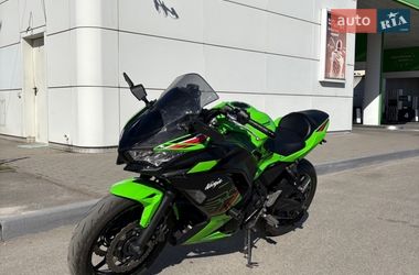 Спортбайк Kawasaki Ninja 650 2024 в Киеве