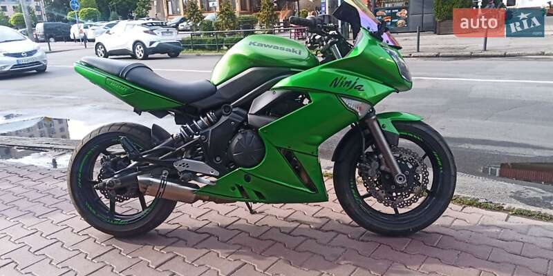 Мотоцикл Спорт-туризм Kawasaki Ninja 650R 2010 в Хмельницком