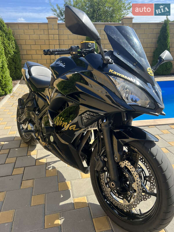Мотоцикл Спорт-туризм Kawasaki Ninja 650R 2019 в Одессе