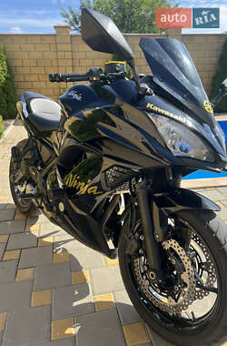 Мотоцикл Спорт-туризм Kawasaki Ninja 650R 2019 в 