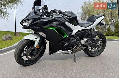 Мотоцикл Спорт-туризм Kawasaki Ninja 650R 2022 в Киеве