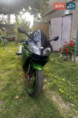 Спортбайк Kawasaki Ninja ZX-6R 2001 в Ужгороде