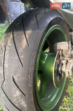 Спортбайк Kawasaki Ninja ZX-6R 2001 в  фото 8 Спортбайк Kawasaki Ninja ZX-6R 2001 в