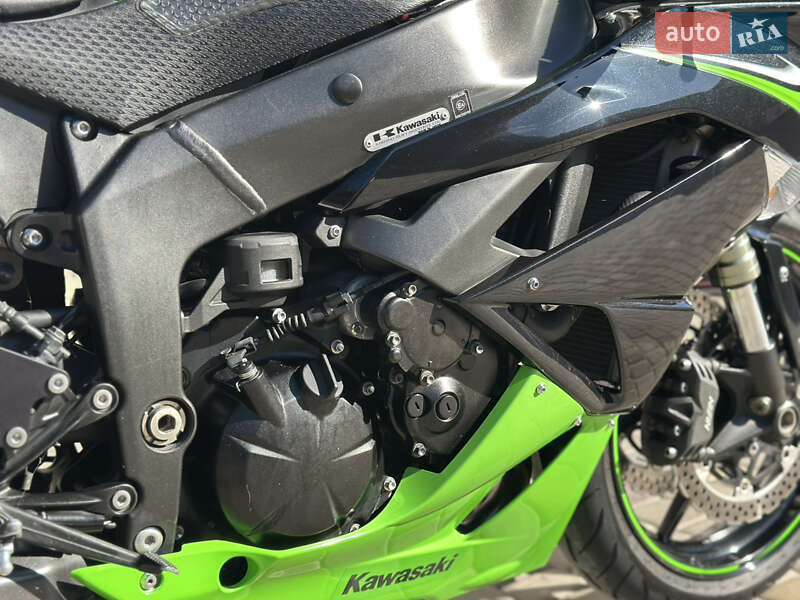 Спортбайк Kawasaki Ninja ZX-6R 2010 в Львове