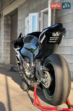 Спортбайк Kawasaki Ninja 2020 в 
