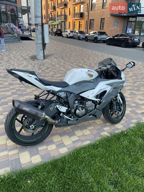 Hijoページです‼️ Kawasaki New-Models Lineup | J & J Motors, Massillon, OH