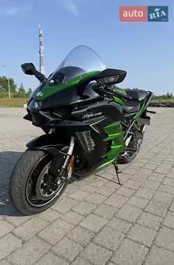 kawasaki_ninja__603668489sx.webp