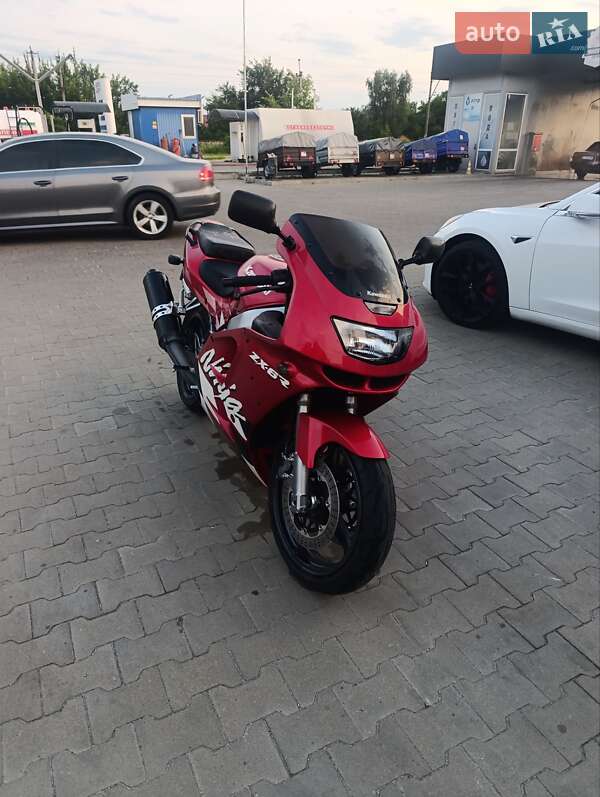 Спортбайк Kawasaki Ninja 1997 в Барышевке фото 7 Спортбайк Kawasaki Ninja 1997 в Барышевке