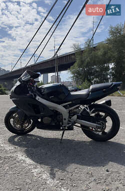 Спортбайк Kawasaki Ninja 2000 в 