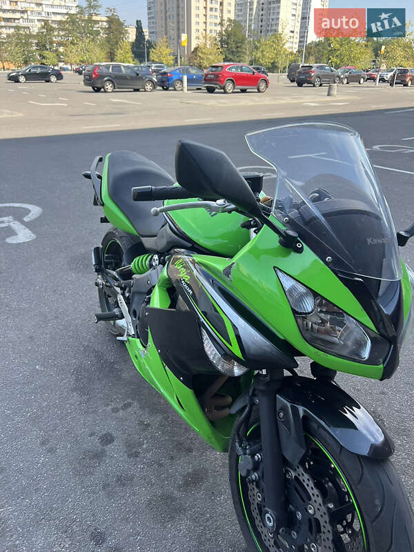 Спортбайк Kawasaki Ninja 2014 в Киеве