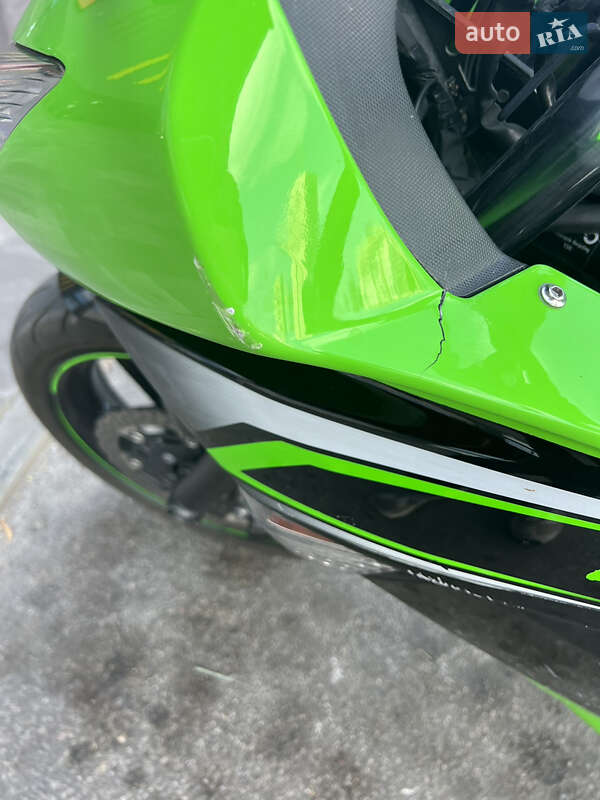 Спортбайк Kawasaki Ninja 2014 в Киеве