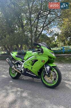 Спортбайк Kawasaki Ninja 1999 в Чорткові