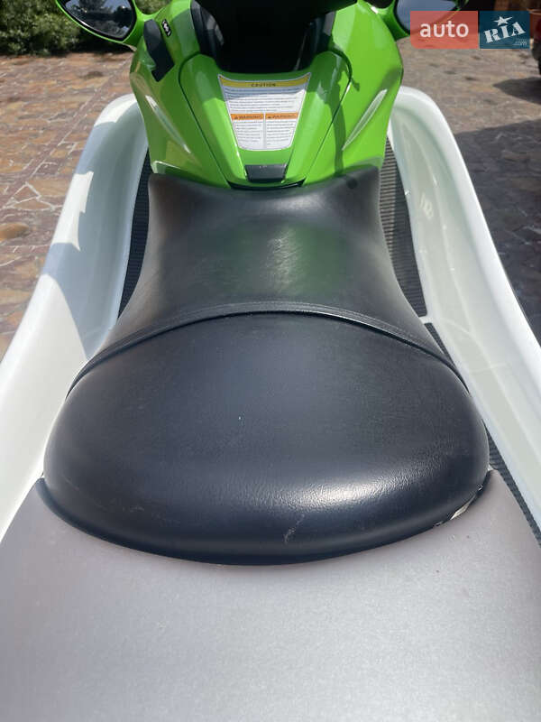 Гидроцикл спортивный Kawasaki Ultra 2008 в Киеве