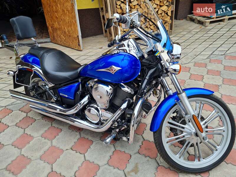 Kawasaki VN 900 2010 Kawasaki VN 900 2010