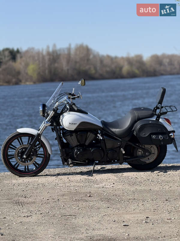 Kawasaki VN 900 2015