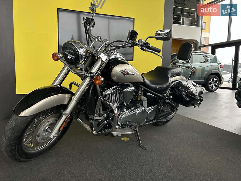 Kawasaki VN 900 2010