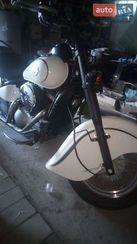 Мотоцикл Чоппер Kawasaki Vulcan 400 Classic 2004 в Ладыжине