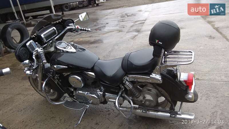 Мотоцикли Kawasaki Vulcan 2004 в Кременчуці