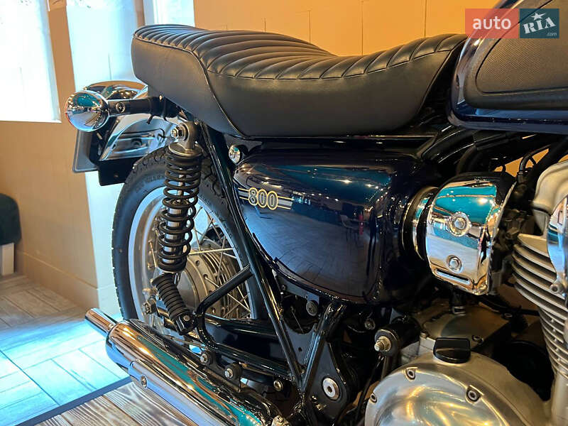 Мотоцикл Классик Kawasaki W 800 2016 в Софиевской Борщаговке