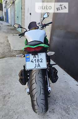 Мотоцикл Без обтекателей (Naked bike) Kawasaki Z 1000 2011 в Броварах