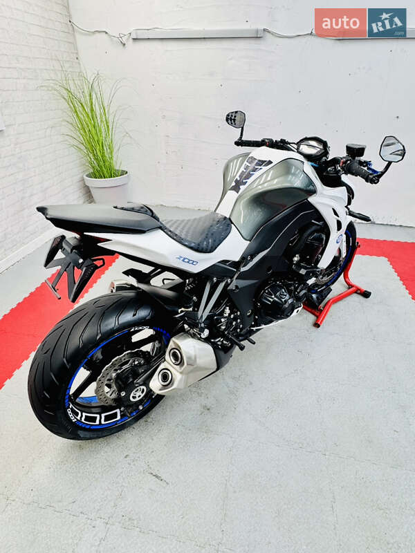 Спортбайк Kawasaki Z 1000 2020 в Одессе фото 8 Спортбайк Kawasaki Z 1000 2020 в Одессе