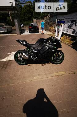 Мотоцикл Спорт-туризм Kawasaki Z 1000SX 2015 в Киеве