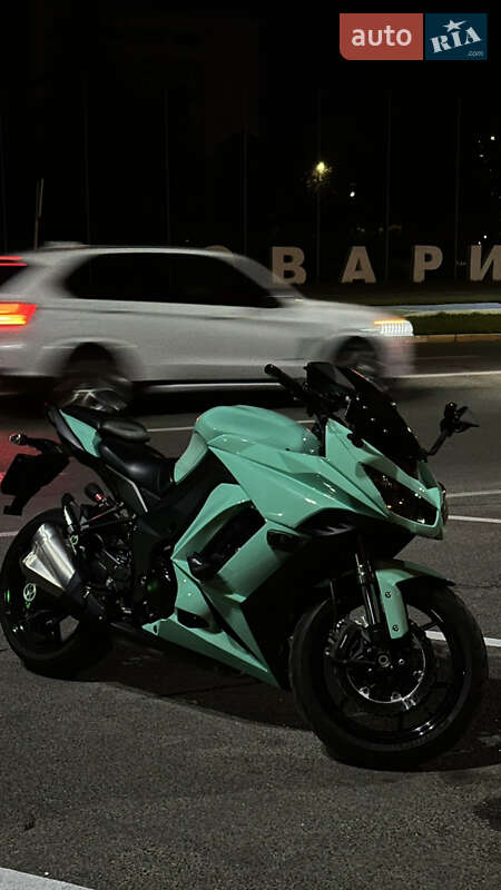 Мотоцикл Спорт-туризм Kawasaki Z 1000SX 2015 в 