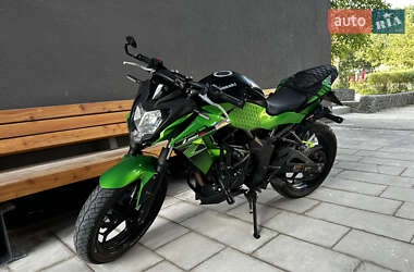 Мотоцикл Без обтікачів (Naked bike) Kawasaki Z 250SL 2016 в Львові