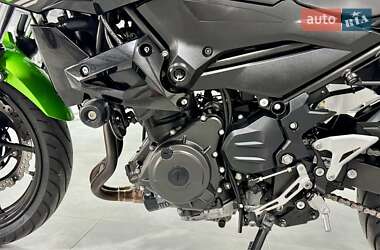 Мотоцикл Без обтекателей (Naked bike) Kawasaki Z 400 2019 в 