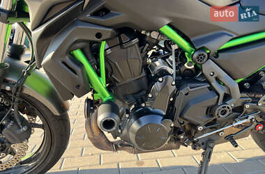Мотоцикл Без обтекателей (Naked bike) Kawasaki Z 650 2023 в 