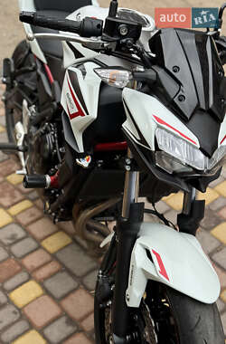 Мотоцикл Без обтекателей (Naked bike) Kawasaki Z 650 2022 в 