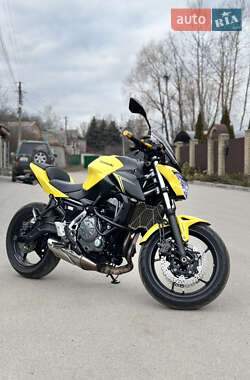 Мотоцикл Без обтекателей (Naked bike) Kawasaki Z 650 2018 в 