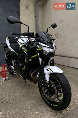 Мотоцикл Без обтікачів (Naked bike) Kawasaki Z 650 2020 в 