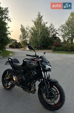 Мотоцикл Классик Kawasaki Z 650 2022 в Виннице