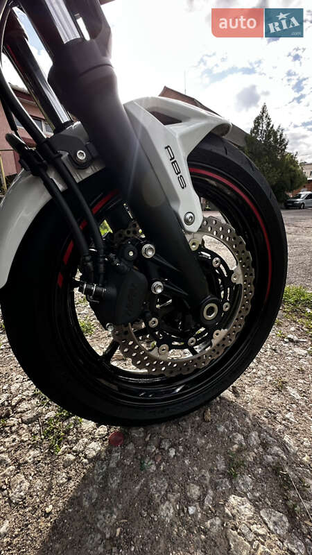 Мотоцикл Без обтекателей (Naked bike) Kawasaki Z 650 2022 в Кропивницком