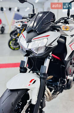 Спортбайк Kawasaki Z 650 2022 в 