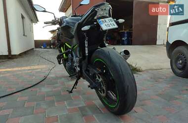 Мотоцикл Без обтекателей (Naked bike) Kawasaki Z 650 2018 в 