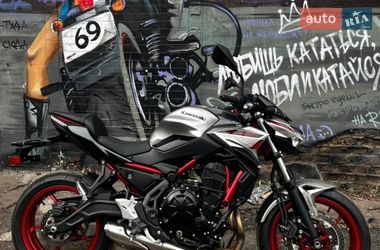 Мотоцикл Без обтекателей (Naked bike) Kawasaki Z 650 2023 в Киеве