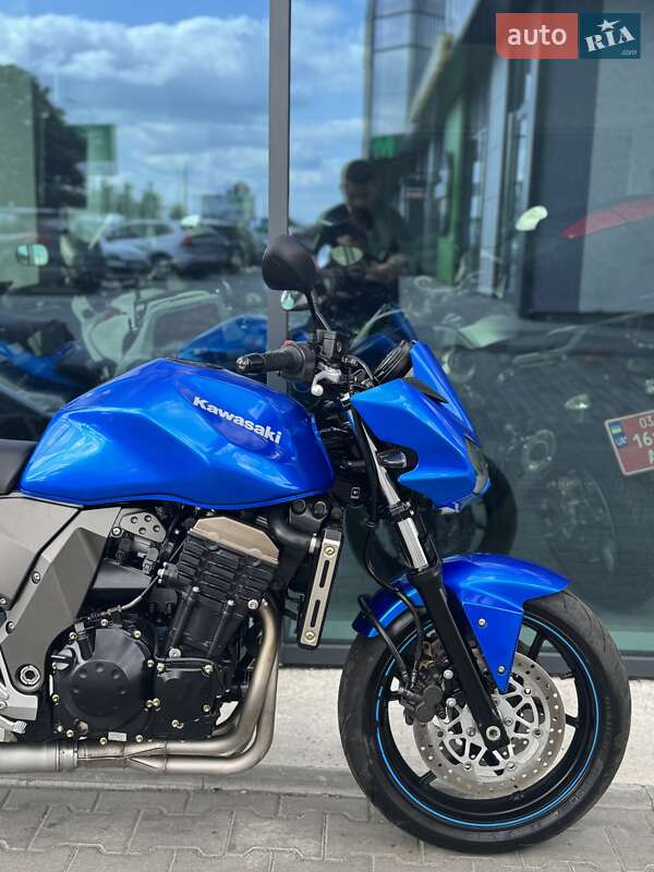 Мотоцикл Без обтекателей (Naked bike) Kawasaki Z 750 2005 в Ровно