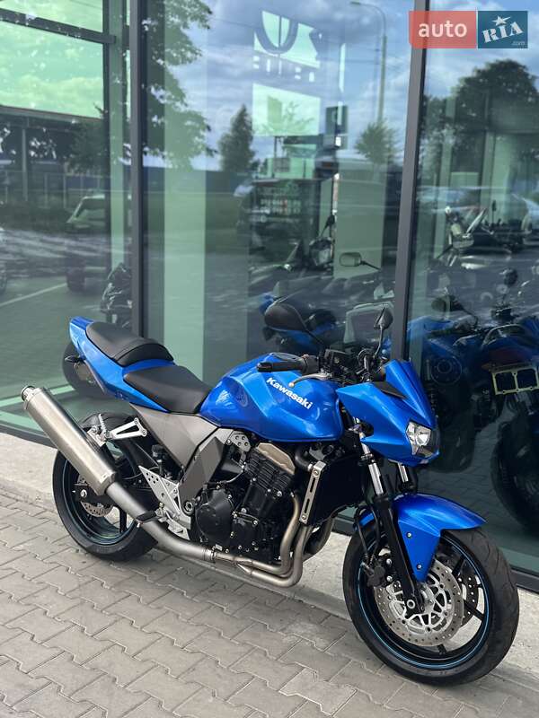 Мотоцикл Без обтекателей (Naked bike) Kawasaki Z 750 2005 в Ровно