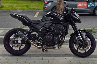 Мотоцикл Спорт-туризм Kawasaki Z 750 2011 в Тернополе