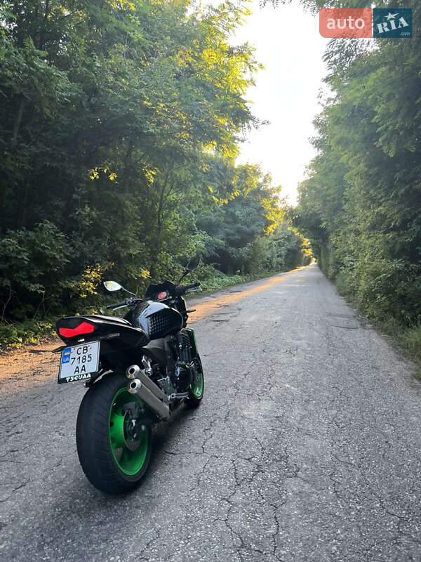 Мотоцикл Без обтекателей (Naked bike) Kawasaki Z 750 2004 в Носовке