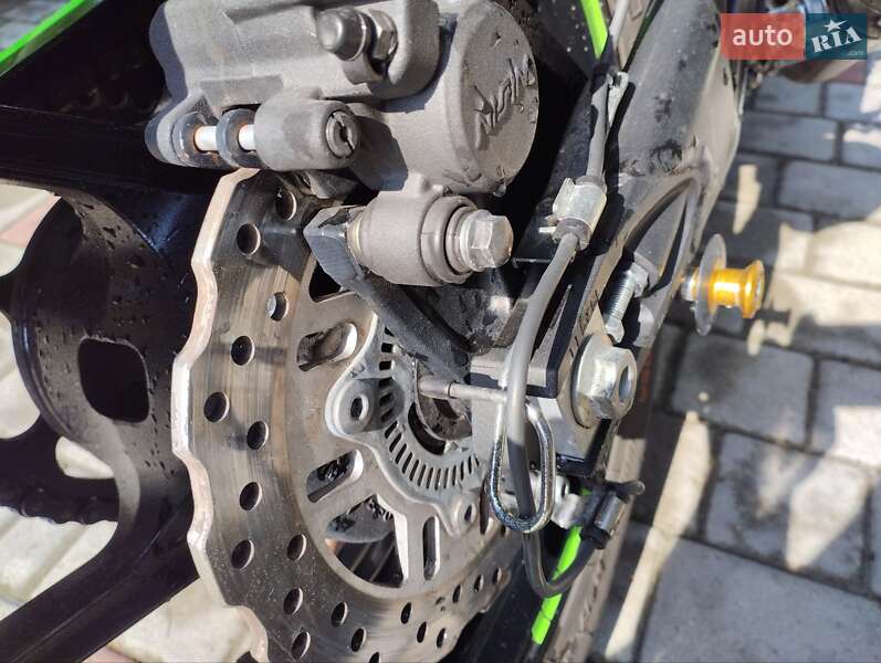 Мотоцикл Без обтекателей (Naked bike) Kawasaki Z 750R 2012 в Луцке