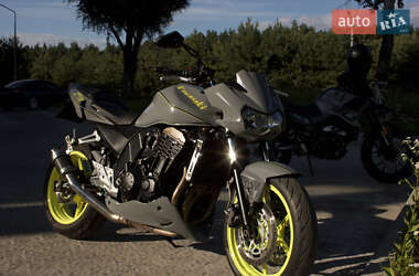 Спортбайк Kawasaki Z 750R 2004 в Новояворовске